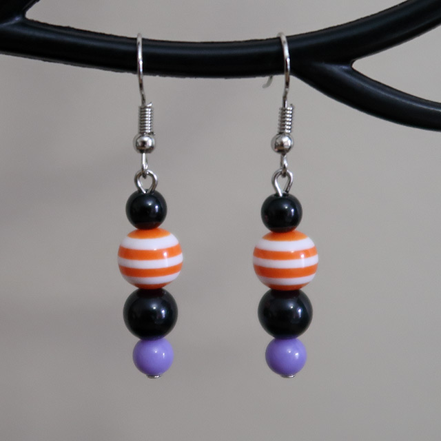 Earrings to match the Striped Bat necklace